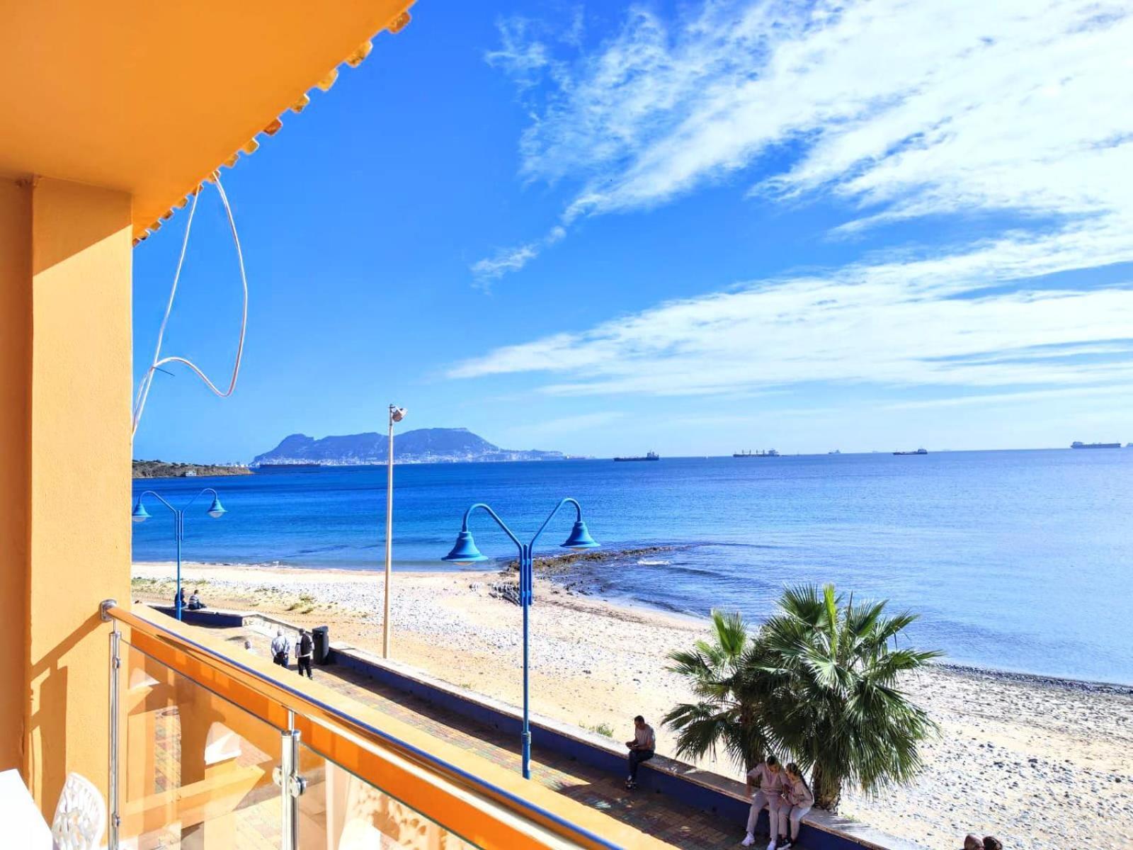 Getares Beach Algeciras Exteriör bild